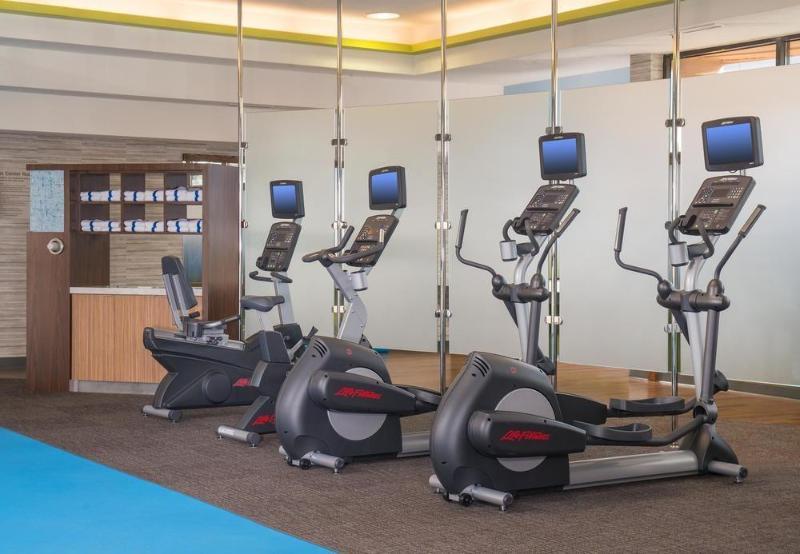 Courtyard By Marriott Silver Spring North/White Oak Ngoại thất bức ảnh