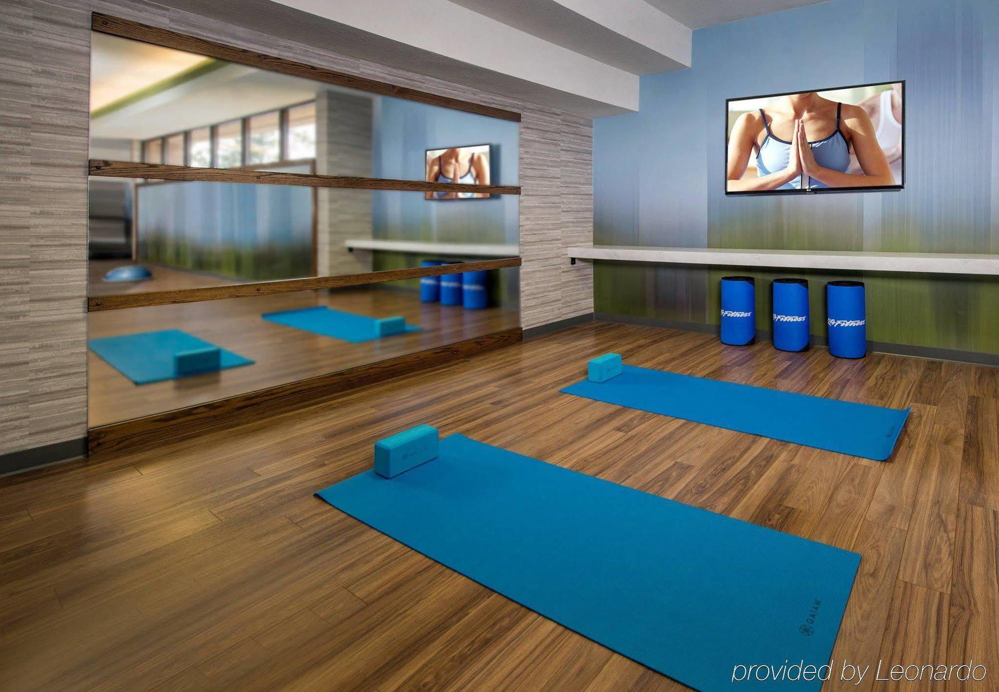 Courtyard By Marriott Silver Spring North/White Oak Ngoại thất bức ảnh